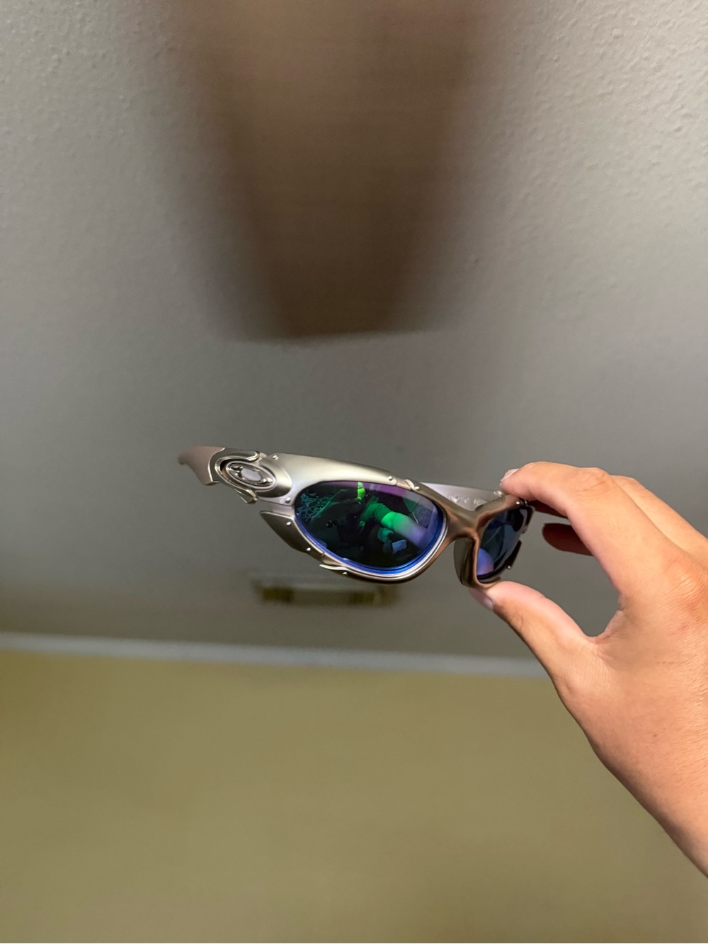 Silver Frame Green Mirrored Women's Sunglasses Oakley